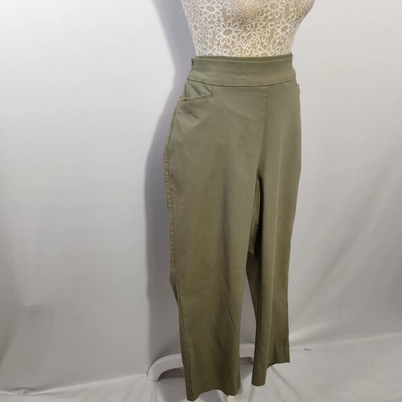 Chico's Women's SZ 3/16  Olive Green Pull On Front Pockets Cropped Pants Stretch - Picture 6 of 15